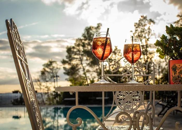 فندق Schiatti 3*